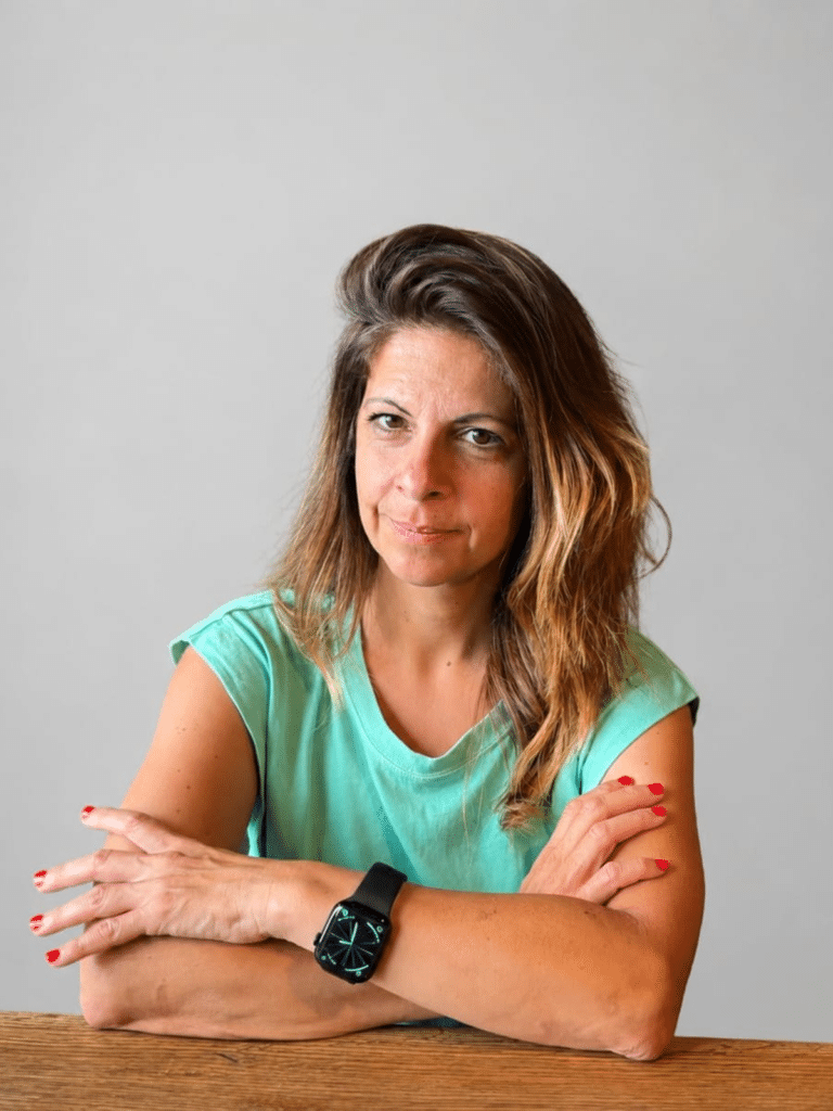 Portrait de Vanessa Gaibar Constanso, membre du comité de l'Association découvrir.