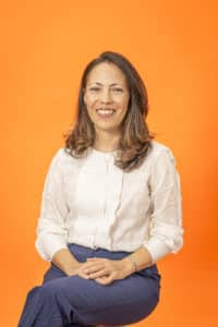 Portrait de Verónica Bustamante, chargée de projet à l’association découvrir