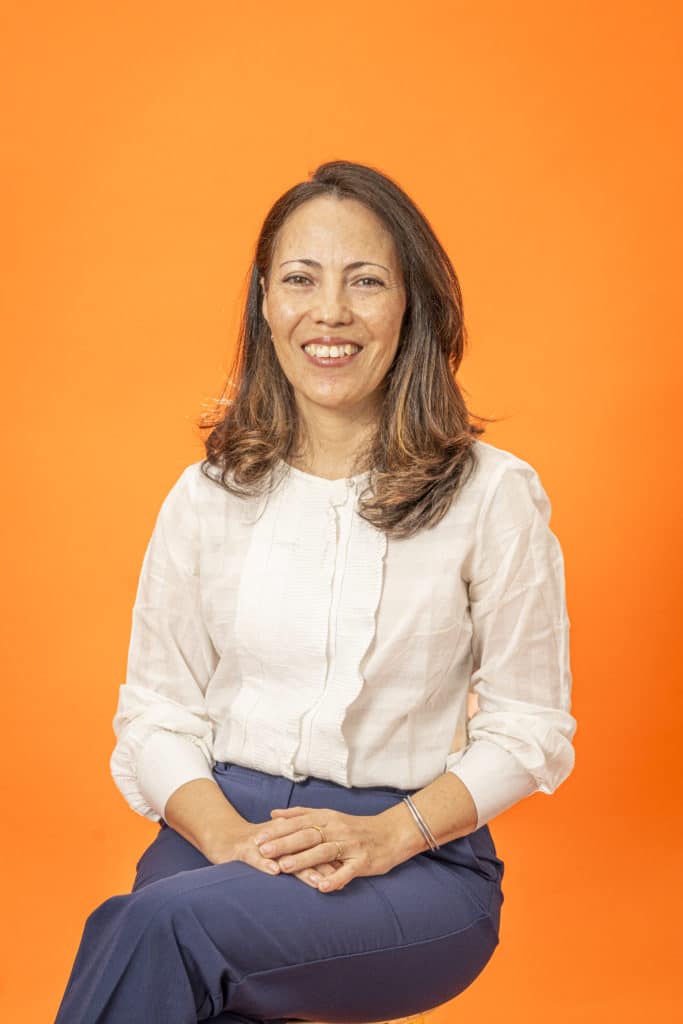 Portrait de Verónica Bustamante, chargée de projet à l’association découvrir