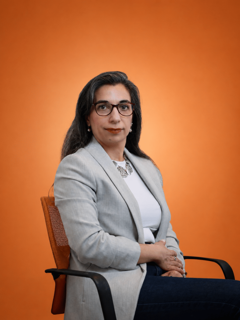 Portrait de Sonia Cuelho, Assistante administrative et chargée de la facturation à l'Association découvrir