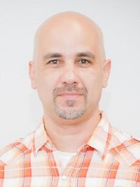 Charles Lins, responsable informatique et graphiste